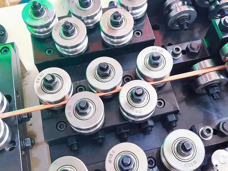 Laminatoio per fili elettromagnetici